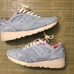 Saucony x Bodega Men Elite Shadow Gray Size 10